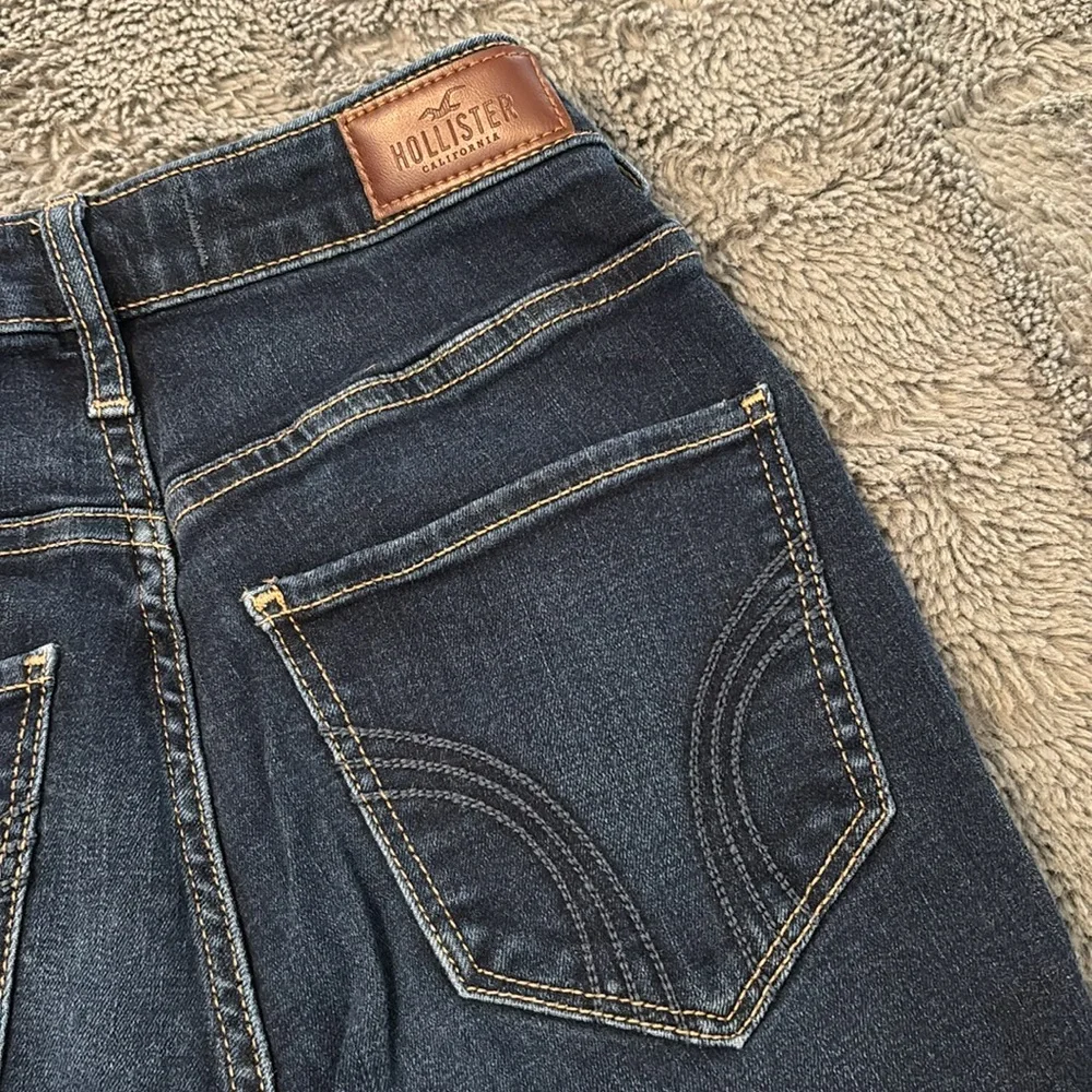 Hollister ultra high-rise super skinny jeans - Picture 6 of 6